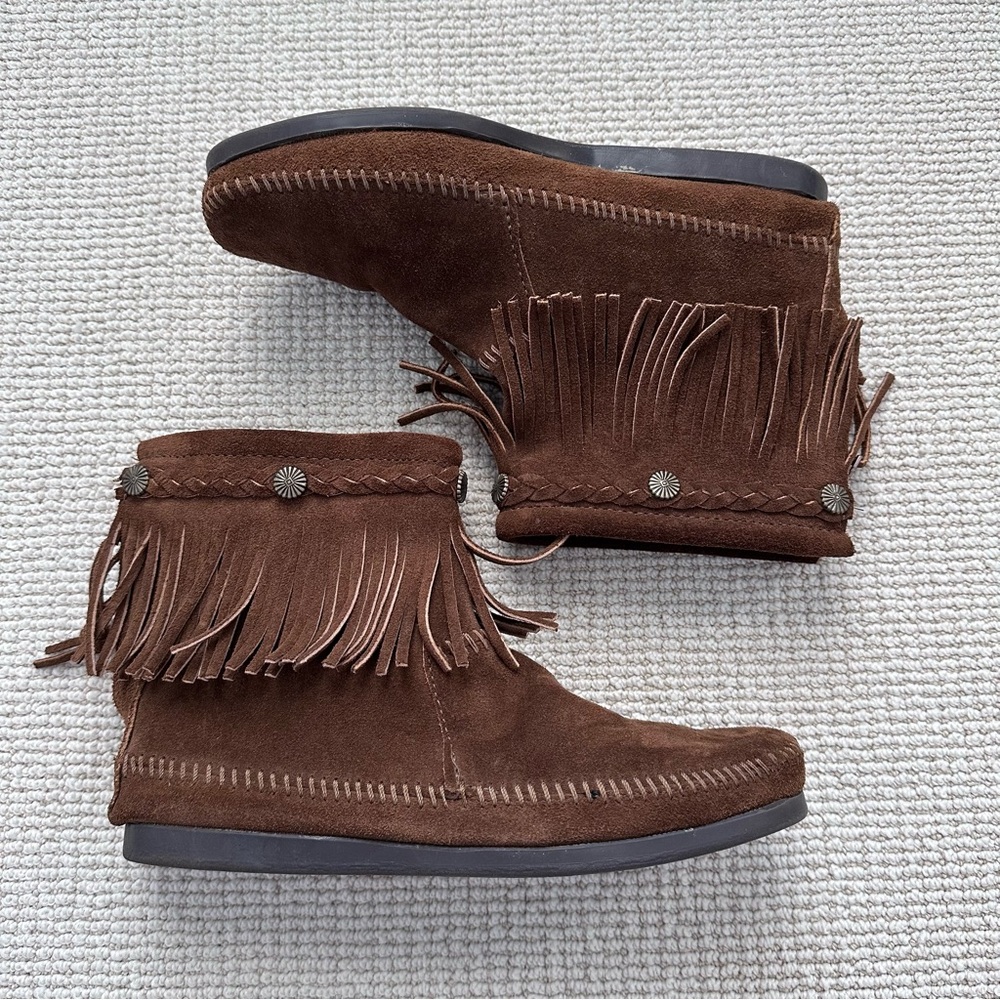 Minnetonka suede fringe booties NWOB - Picture 3 of 8